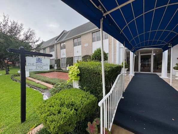 2700 Bellefontaine Street A24, Houston TX 77025