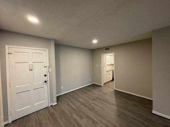 2700 Bellefontaine Street A24, Houston TX 77025