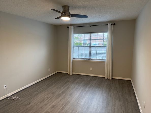 2700 Bellefontaine Street A24, Houston TX 77025