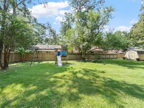 7 Rockridge Court, The Woodlands TX 77381