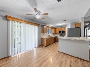 7 Rockridge Court, The Woodlands TX 77381