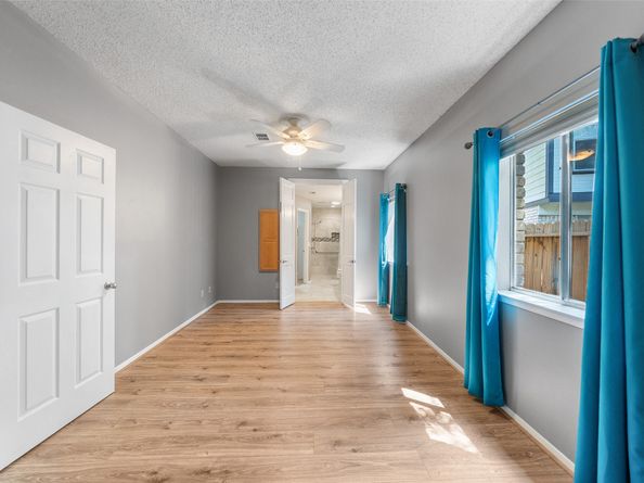 7 Rockridge Court, The Woodlands TX 77381