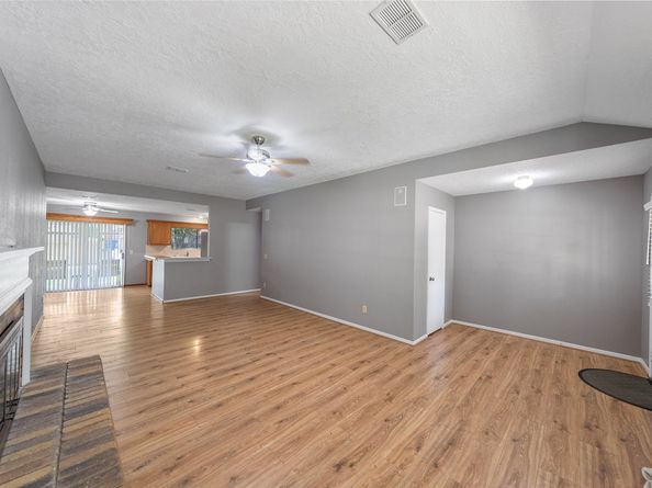 7 Rockridge Court, The Woodlands TX 77381