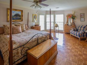 7918 Fairdale Lane, Houston TX 77063
