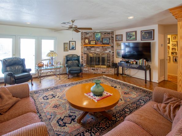7918 Fairdale Lane, Houston TX 77063