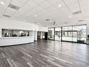 2016 Main Street 1704, Houston TX 77002