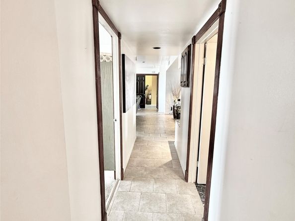 2016 Main Street 1704, Houston TX 77002