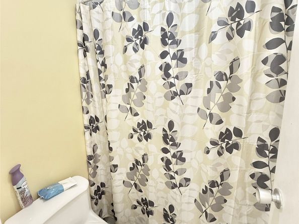 2016 Main Street 1704, Houston TX 77002