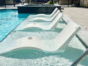 2016 Main Street 1704, Houston TX 77002