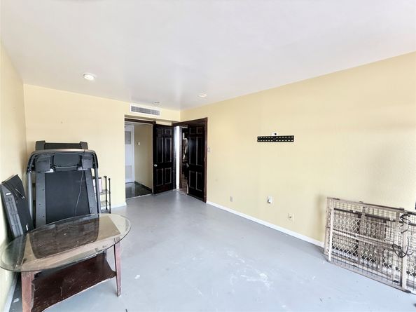 2016 Main Street 1704, Houston TX 77002