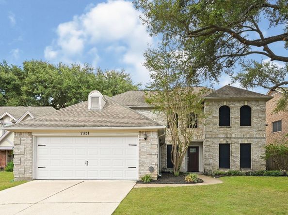 7331 W Hearthstone Green Drive, Houston TX 77095