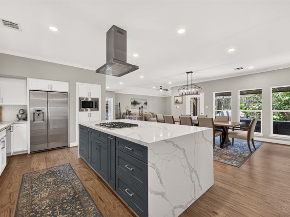 1122 Daria Drive, Houston TX 77079
