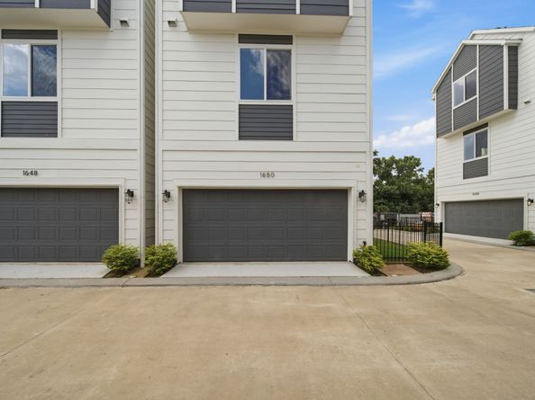 1650 W Tidwell Road, Houston TX 77091