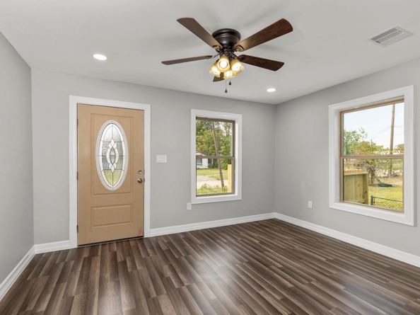 5210 Pickfair Street, Houston TX 77026