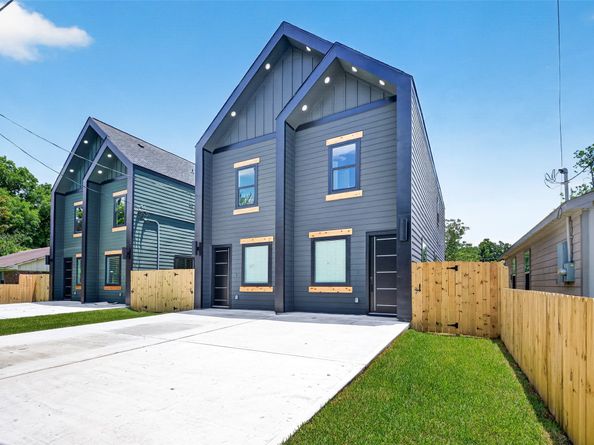 7836 Nashville St Unit A/B Street, Houston TX 77028