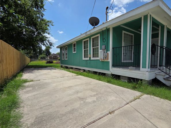 1036 Caperton Street, Houston TX 77022