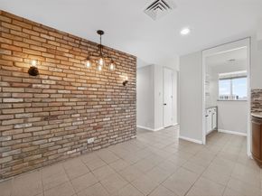 2016 Main Street 3, Houston TX 77002