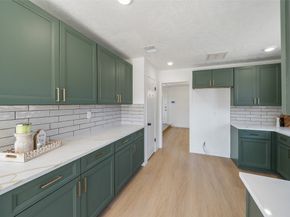 5607 Arncliffe Drive, Houston TX 77088