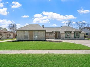 5607 Arncliffe Drive, Houston TX 77088