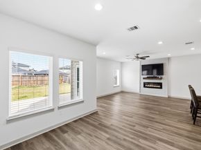 2823 Chase Cross Lane, Houston TX 77047
