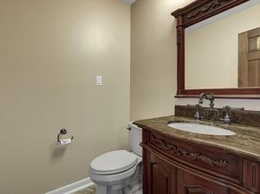 3002 Shadowdale Drive, Houston TX 77043