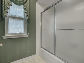 3002 Shadowdale Drive, Houston TX 77043