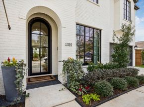 1315 Gardenia Drive, Houston TX 77018