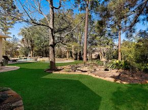22 W Bracebridge Circle, The Woodlands TX 77382