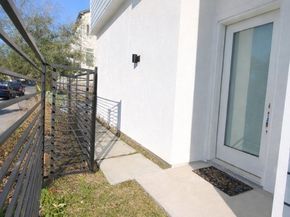 808 Fisher A, Houston TX 77018