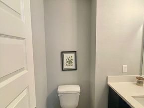 808 Fisher A, Houston TX 77018