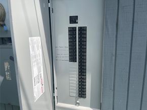 6101 Hirsch Road, Houston TX 77026