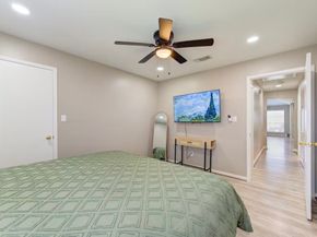 6131 Gladewell Drive, Houston TX 77072