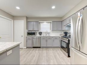 6131 Gladewell Drive, Houston TX 77072