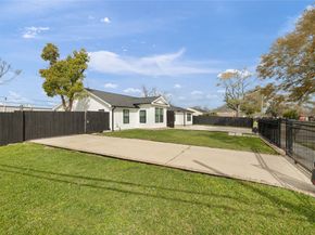 6004 Bois D Arc Street, Houston TX 77087