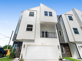 1116 Hogan Street, Houston TX 77009