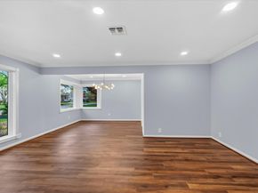 5923 Rutherglenn Drive, Houston TX 77096