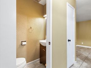 1425 Springrock ln Lane, Houston TX 77055