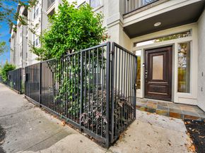 1402 Wentworth Street, Houston TX 77004