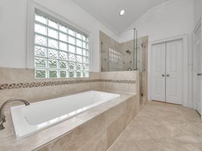 1402 Wentworth Street, Houston TX 77004