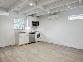 7407 Rusk Street A, Houston TX 77011