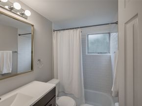 5222 Memorial Drive 5222, Houston TX 77007