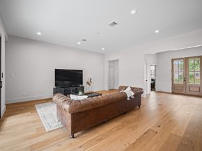 10135 Kerrwood Lane, Houston TX 77080