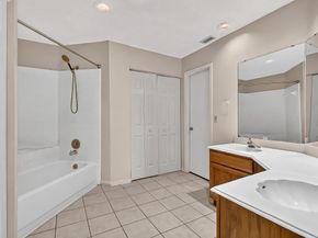 8667 Vinkins Road, Houston TX 77071