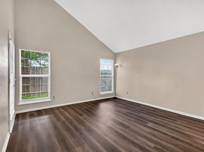 8667 Vinkins Road, Houston TX 77071