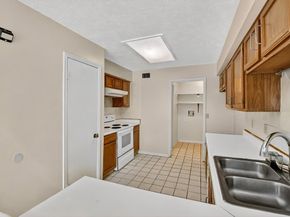 8667 Vinkins Road, Houston TX 77071