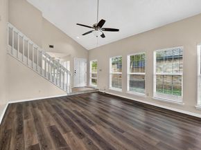 8667 Vinkins Road, Houston TX 77071