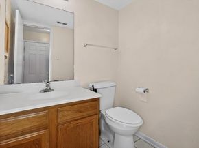 8667 Vinkins Road, Houston TX 77071