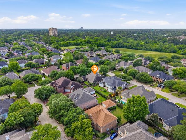 5323 Mindy Park Court, Houston TX 77069