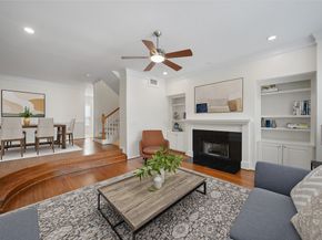 5103 Eigel Street, Houston TX 77007