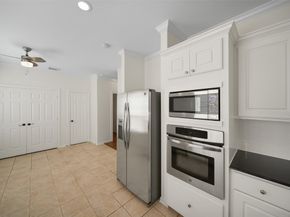 5103 Eigel Street, Houston TX 77007